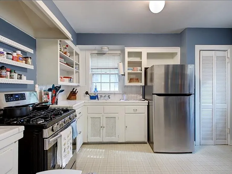 2831 Pearl St #1 — Photo 6