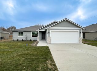 30 E 22nd Pl, Kennewick, WA 99337