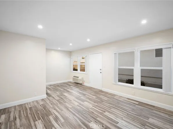 2930 Fairmount Ave APT B, La Crescenta, CA 91214