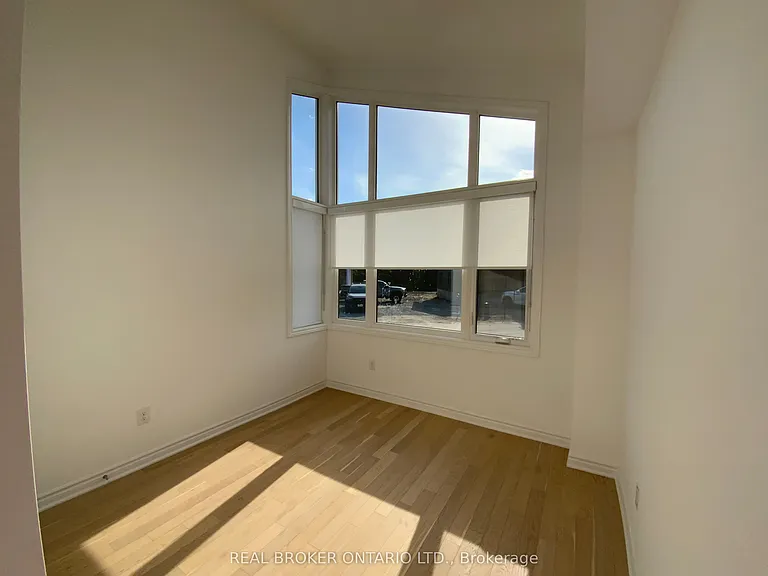 139 Marina Village Dr — Photo 3