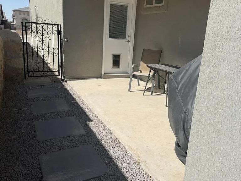 14937 Mike A Mendoza Ave — Photo 11