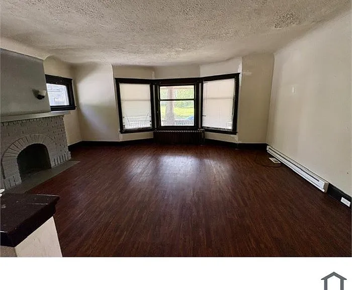 2200 E 81st St #2 — Photo 9