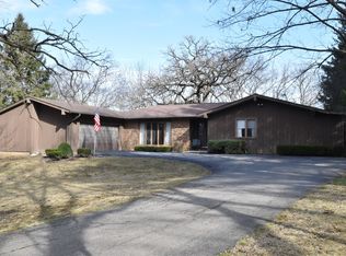 21948 W Brentwood Ln, Lake Villa, IL 60046