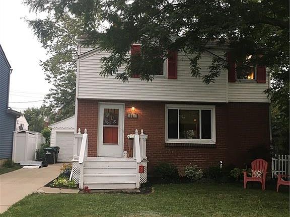 2nd image of 321 Woodland Dr