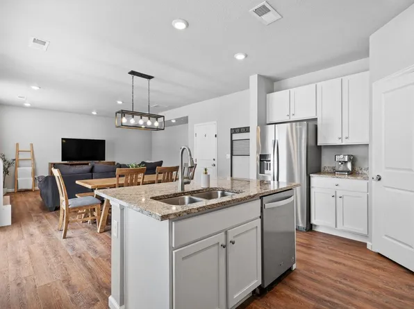27074 E Archer Ave, Aurora, CO 80018