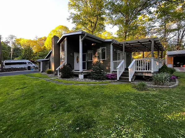 53 Valley View Ln, New Milford, CT 06776