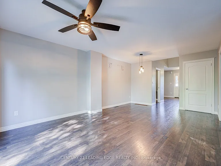 124 College St #9 — Photo 10