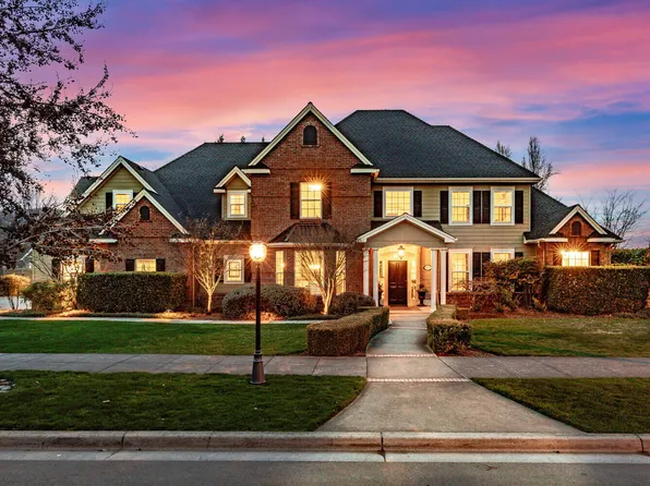 475 Shafer Ln, Jacksonville, OR 97530