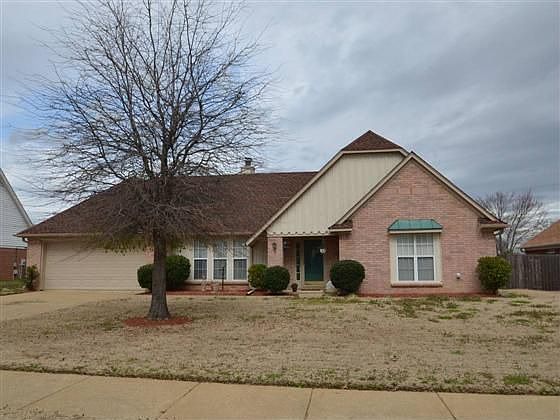 1st image of 1628 Greencliff Dr