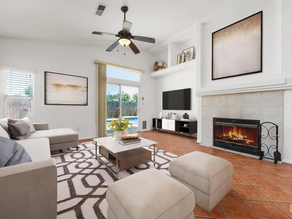 314 Lewisham St, Bakersfield, CA 93311
