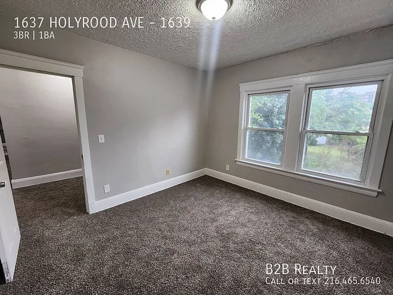1637 Holyrood Rd #1639 — Photo 18