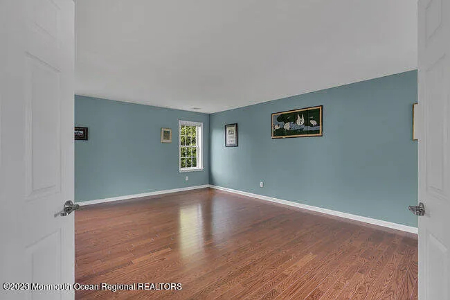 42 Pitney Ave — Photo 34