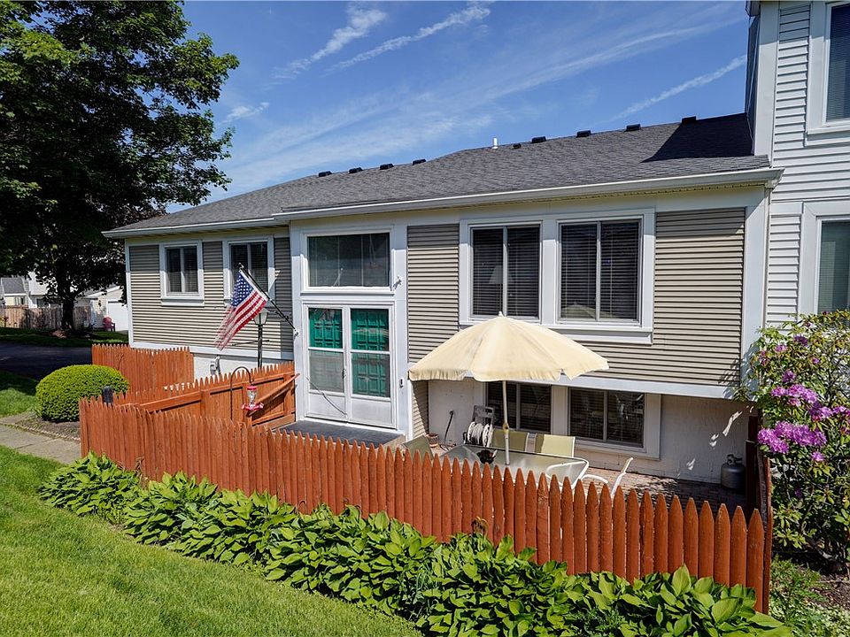 1st image of 224 Greenway Blvd
