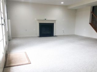 852 Rockford Sq NE, Leesburg, VA 20176