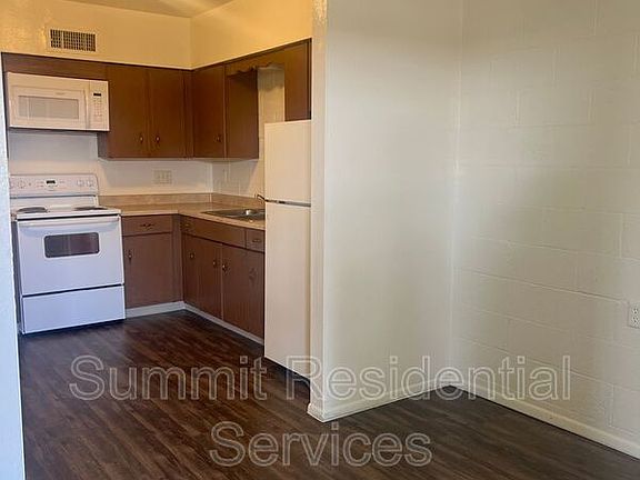 2nd image of 2602 N Tucson Blvd #6
