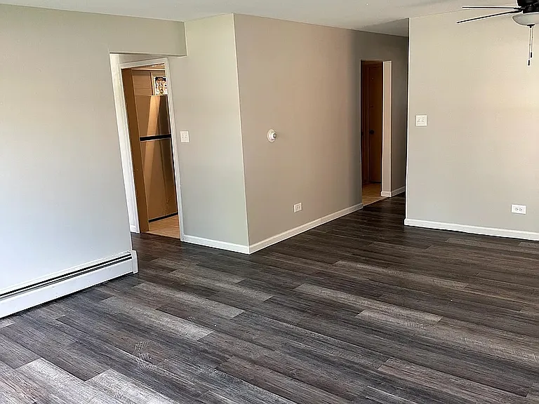5322 S 72nd Ct #1 — Photo 3