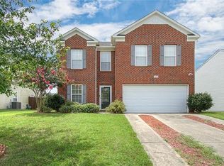 12938 Silvaire Farm Rd, Charlotte, NC 28278