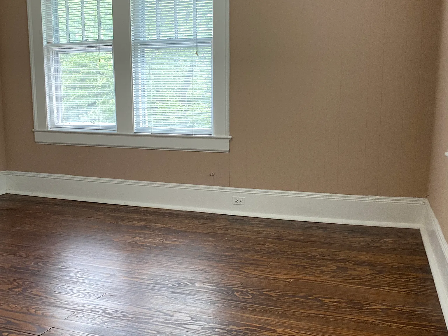 2 bed, 1400 sqft, $1,350 — Photo 3