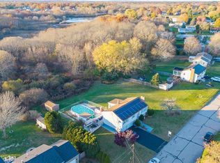 57 Mohawk Dr, Seekonk, MA 02771