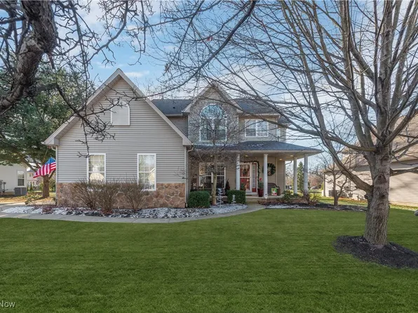 1067 Shawnee Ct, Vermilion, OH 44089