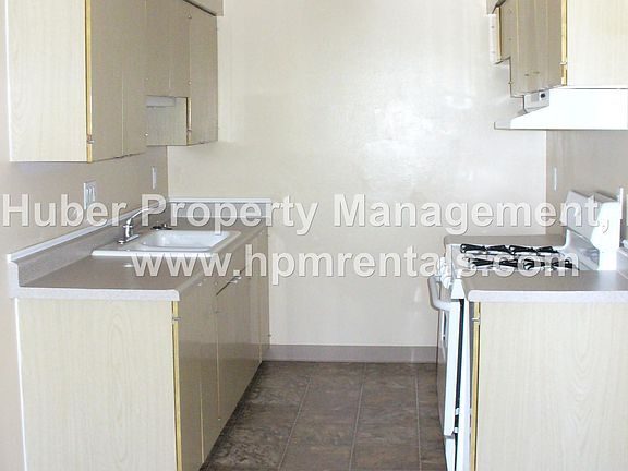 4th image of 143 Dorer Dr APT A