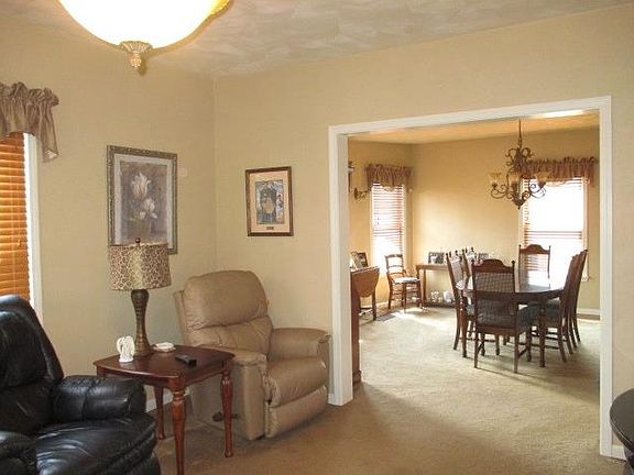 5th image of 132 Avenue B
