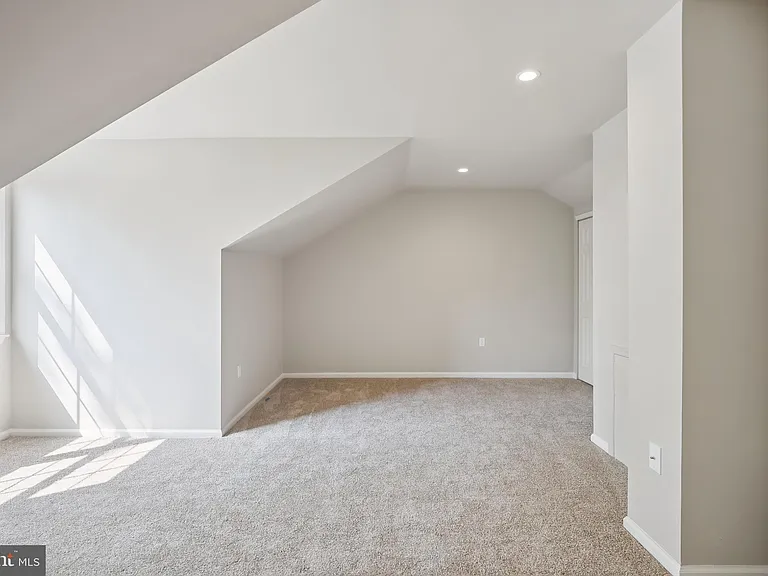 5400 Wissahickon Ave #6 — Photo 26