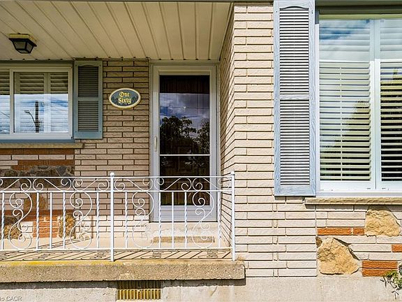 4th image of 160 Classic Ave