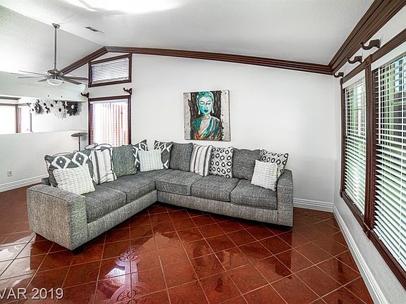 4th image of 2147 Heroic Hills Ln