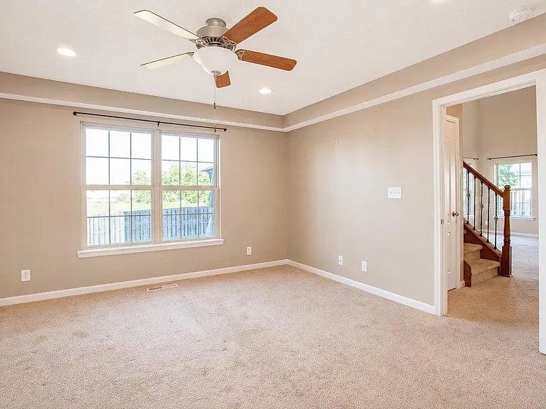 3937 Amethyst Dr — Photo 17