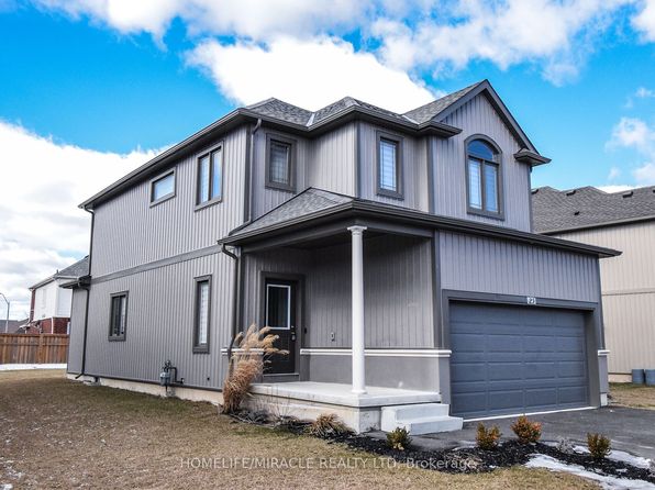 25 Barker Pkwy, Thorold, ON L2V 0H3