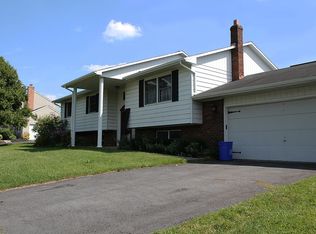 23 Wild Rose Ln, Mechanicsburg, PA 17050