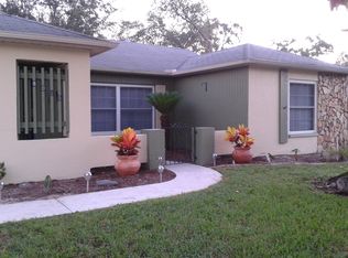 8025 Philatelic Dr, Spring Hill, FL 34606