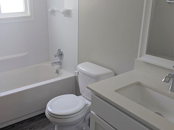 5th image of 2497 Briarwood Dr