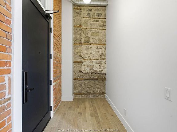 3rd image of 247 Brock St #301