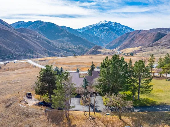 9133 Elderberry Ln, Sundance, UT 84604