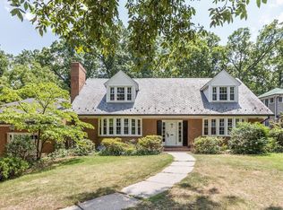 3915 Commander Dr, Hyattsville, MD