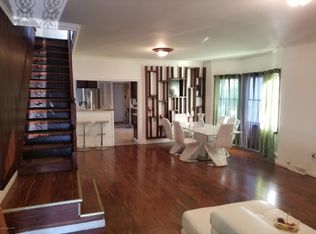 462 N Penna Ave, Wilkes Barre, PA 18702