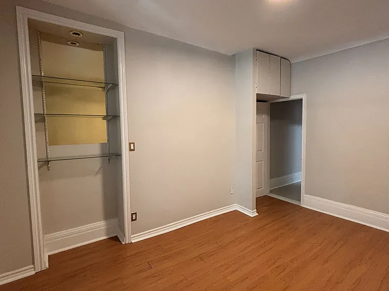 593 Bathurst St #MAIN FLOOR — Photo 5
