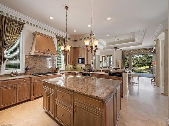 5th image of 9771 Niblick Ln