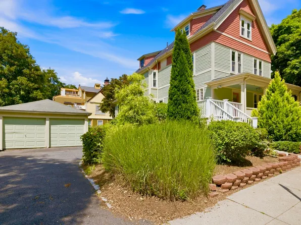 36 Walton St, Dorchester, MA 02124