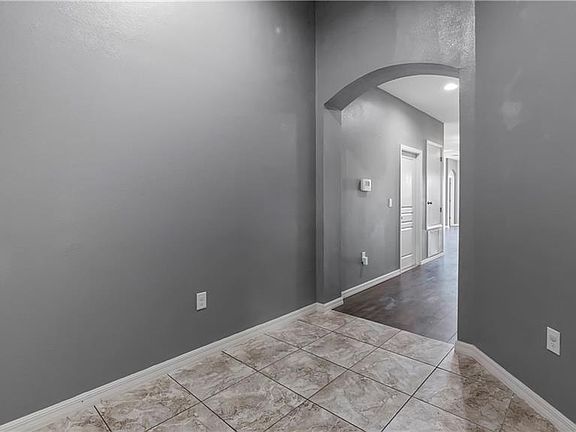 2nd image of 9346 Oglethorpe Dr