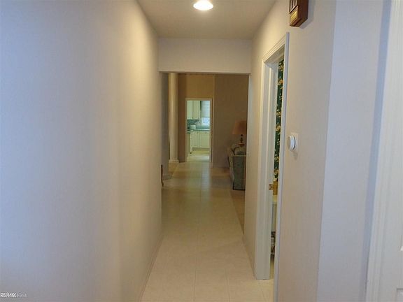 5th image of 13840 Ironwood Dr