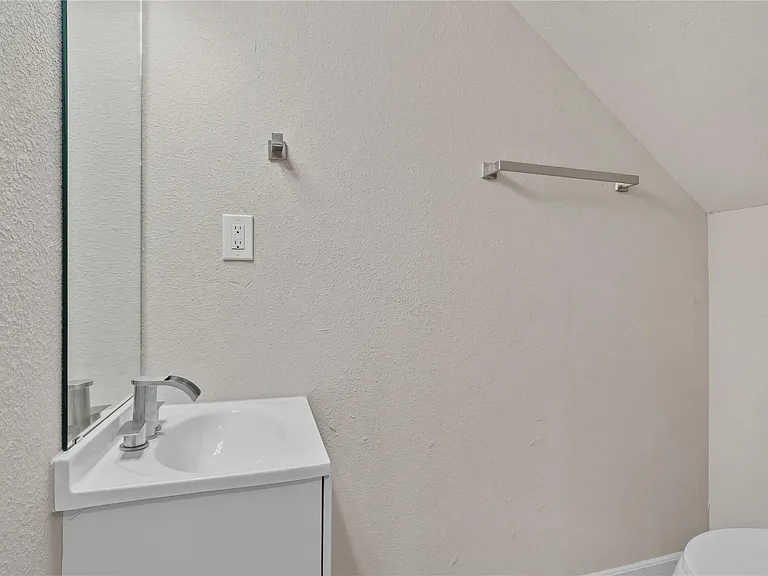 8025 Virgil St — Photo 41