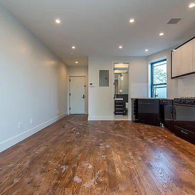 Rented by Nooklyn NYC LLC | media 17