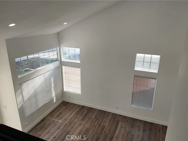 21484 Dickinson Rd — Photo 6