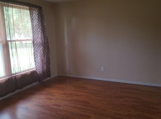 726 Marshall Rd APT 1, New Richmond, WI 54017