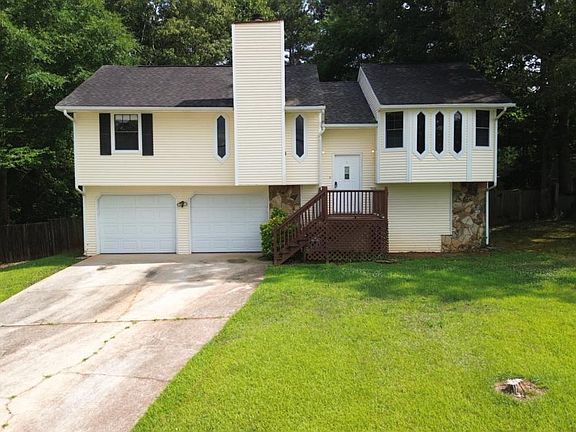 4th image of 381 Windsor Walk SE