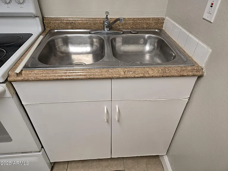 902 E Southern Ave #2 — Photo 8