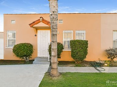 1247 1/2 W 93rd St, Los Angeles, CA 90044 | Zillow